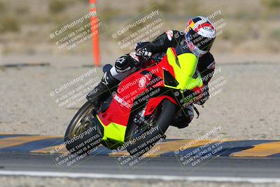 media/Apr-09-2023-SoCal Trackdays (Sun) [[333f347954]]/Turn 11 (10am)/